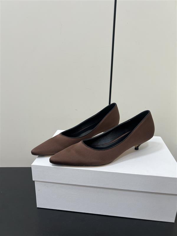 2025112717394183 310